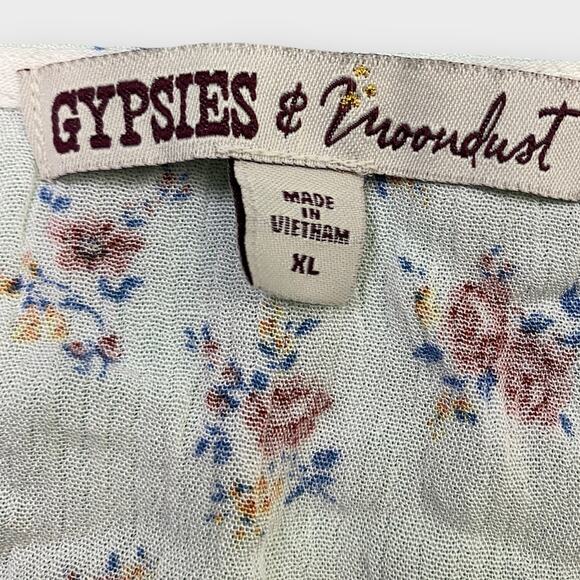 Gypsies & Moondust Junior’s Floral Blouse White XL Button Down - Picture 6 of 7